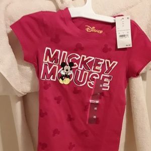 NWT  Mickey mouse tshirt unisex